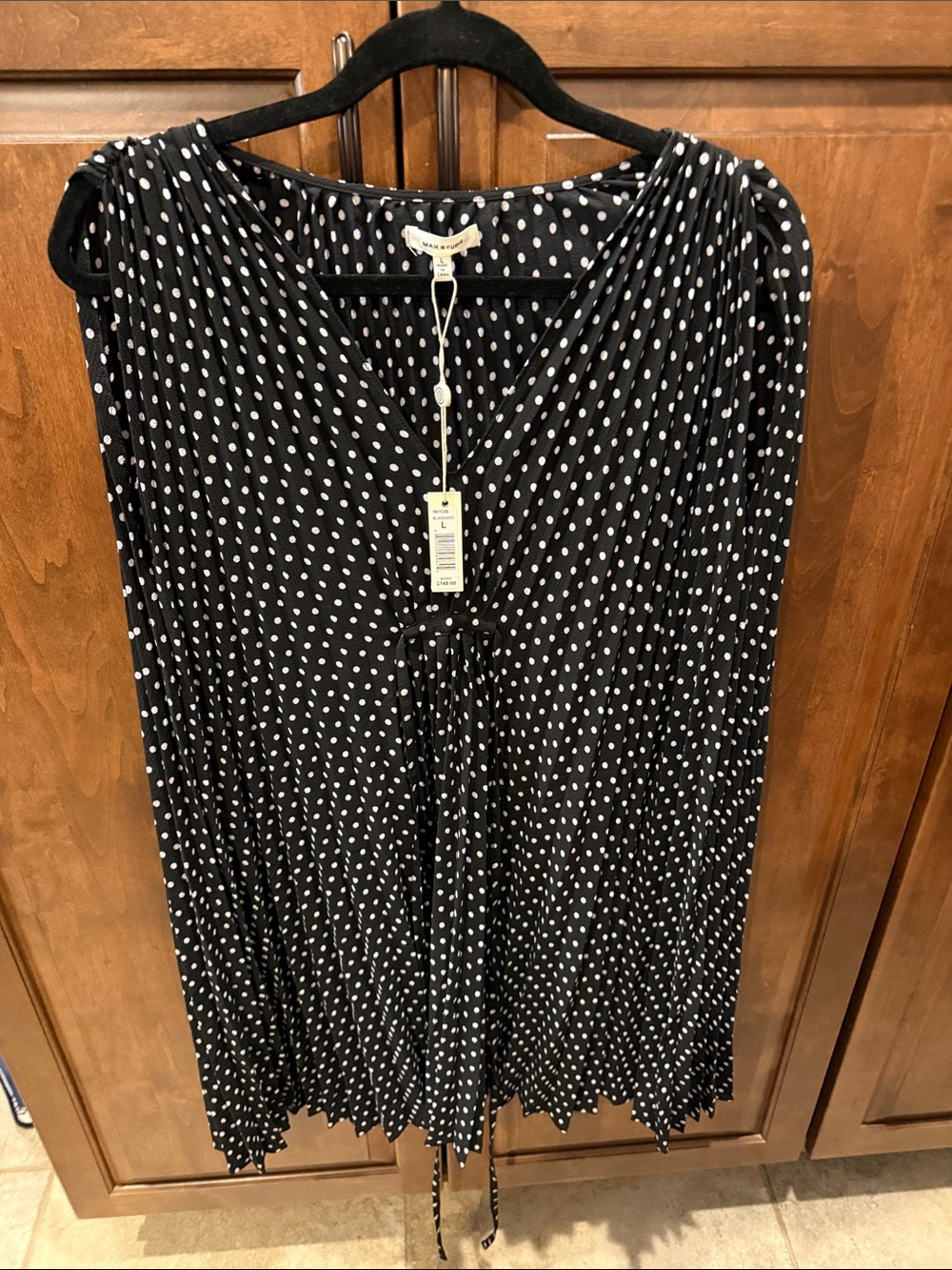 Max Studio Black and White Polka Dot Sleeveless Pleated Dress
